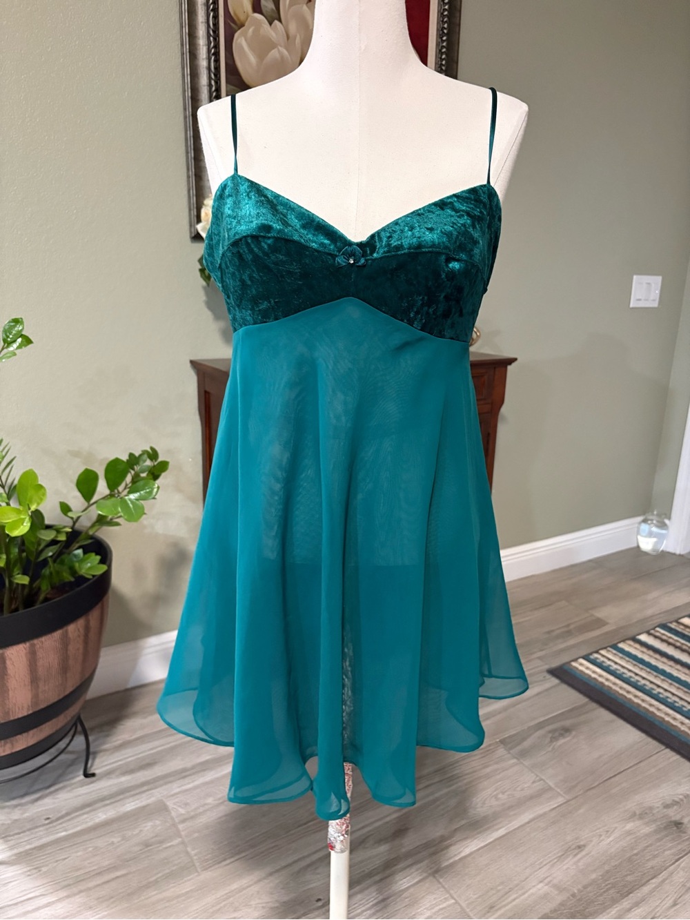 Vintage Victoria's Secret Teal Velvet & Chiffon
